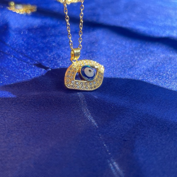 *NEW* 18K Gold Plated Cubic Zirconia Evil Eyes Pendant Necklace 🧿🪬 - Picture 6 of 15